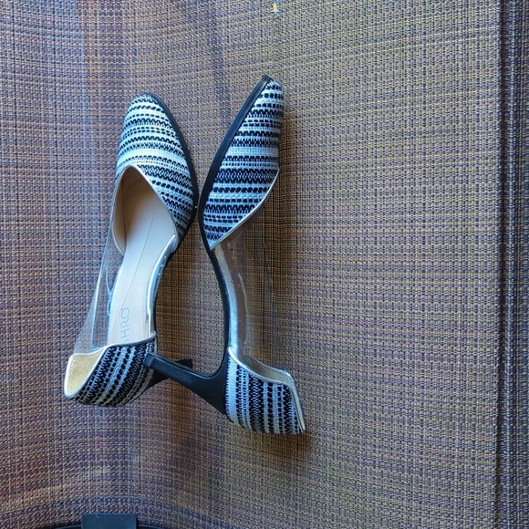 High Heel Shoes - Picture 5 of 8